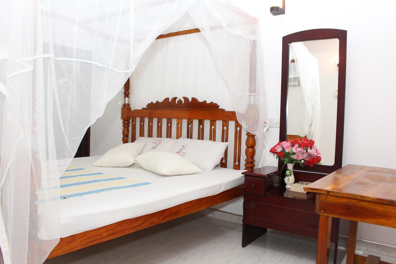 Gihan Guesthouse Mirissa Luaran gambar