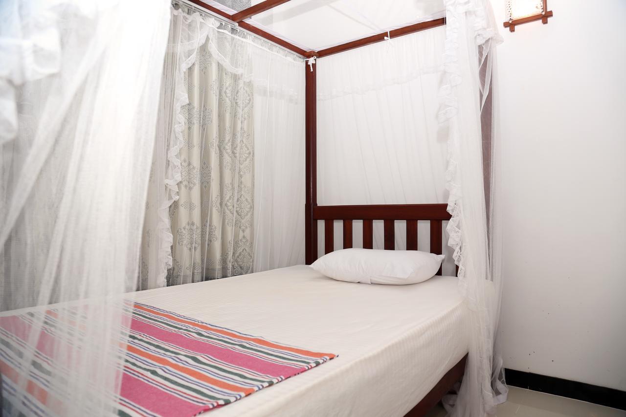 Gihan Guesthouse Mirissa Luaran gambar