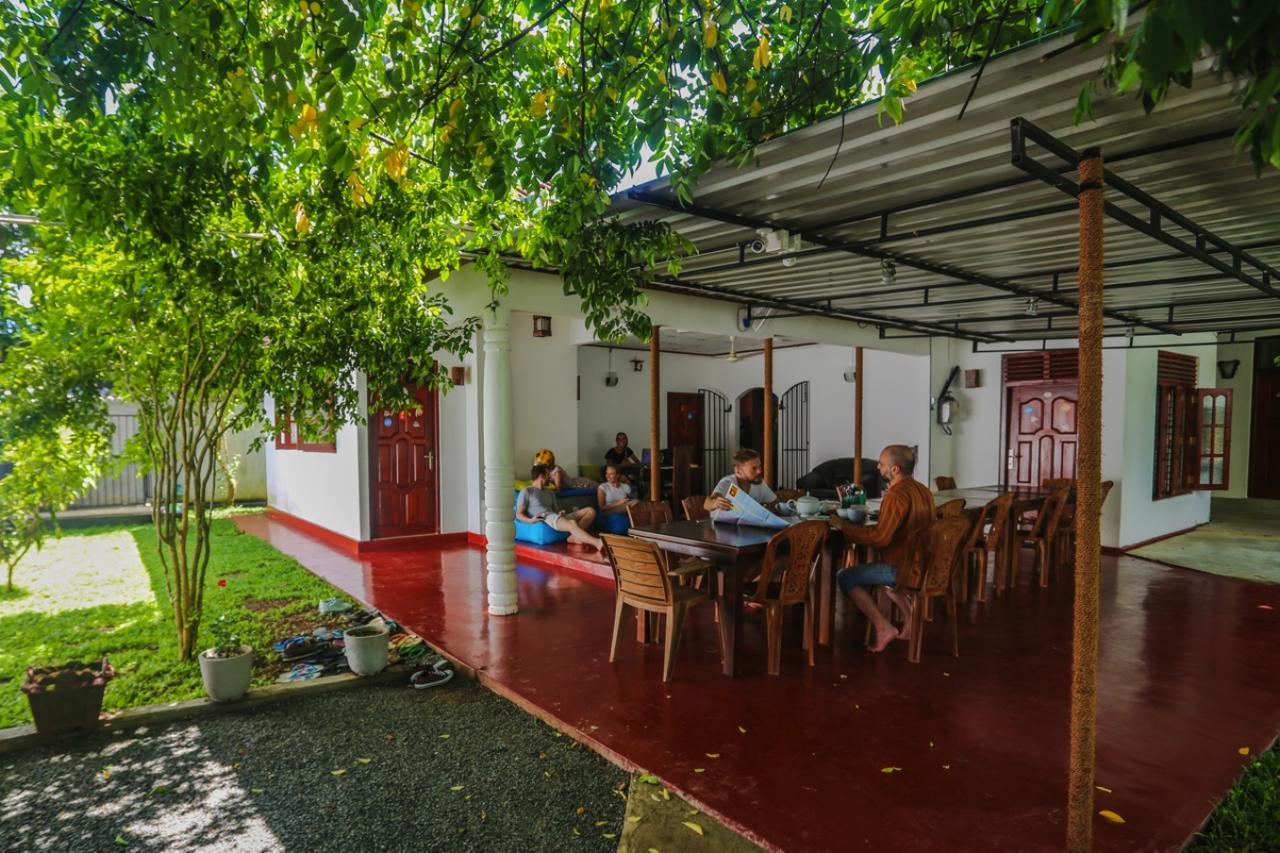 Gihan Guesthouse Mirissa Luaran gambar
